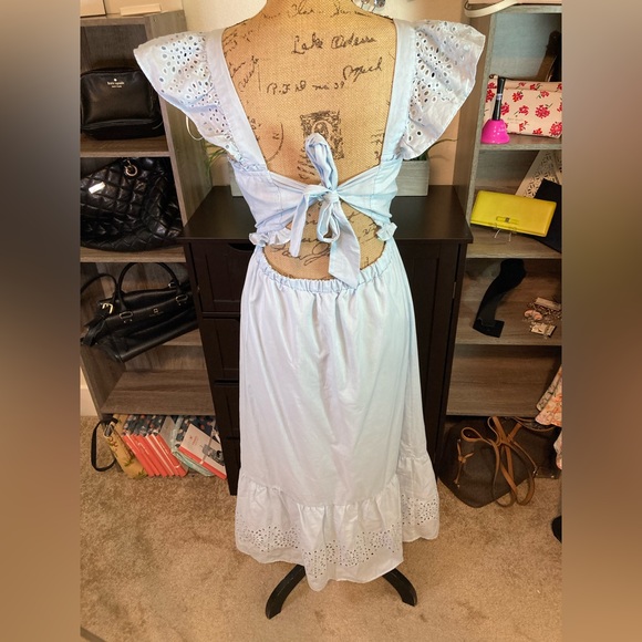 Lauren conrad NWOT baby blue lace dress size medium - Picture 13 of 16